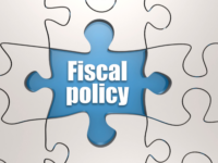 Pros and Cons of Fiscal Policy